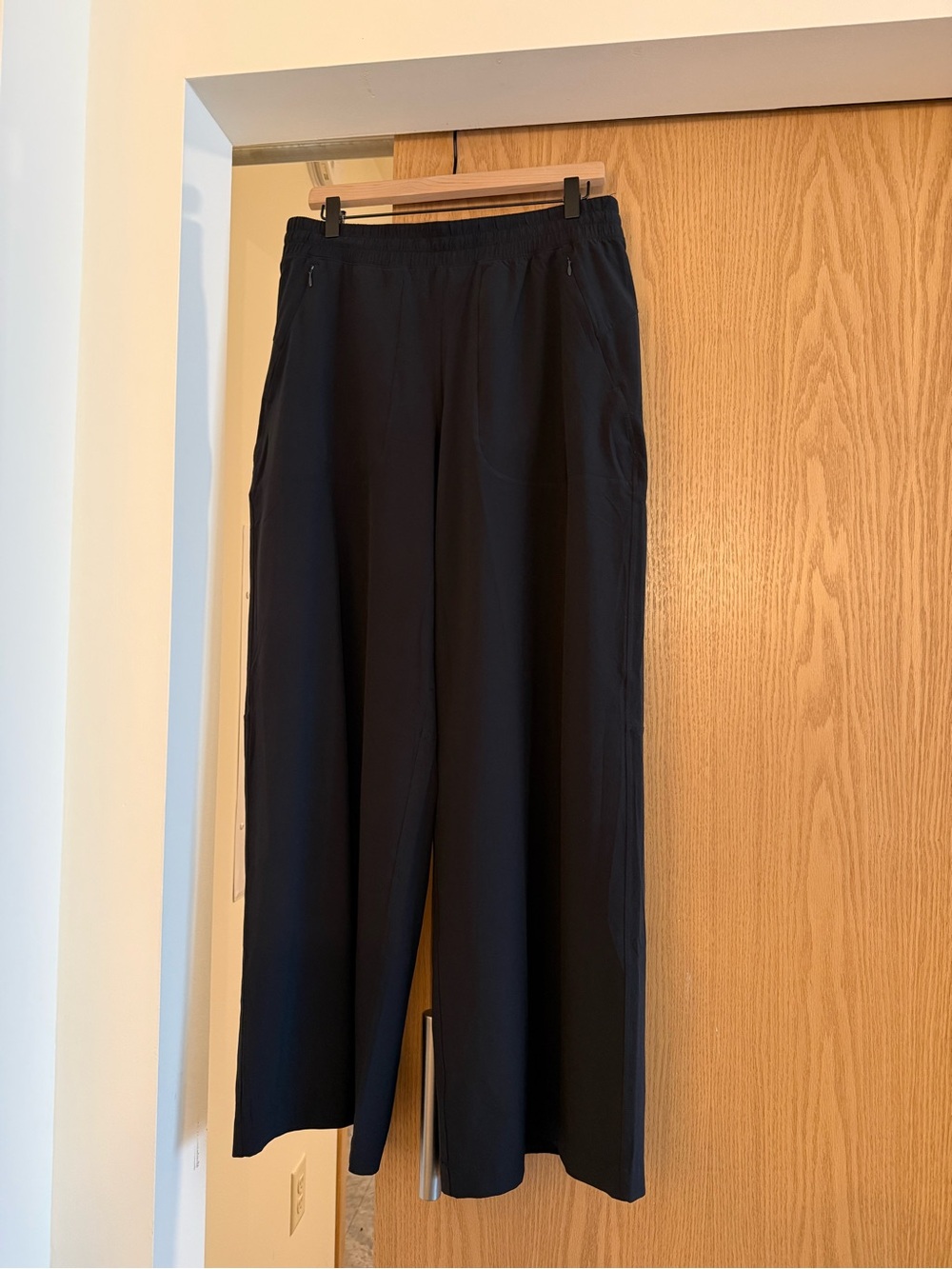 Lululemon Swift Mid Rise Pants - Picture 5 of 7